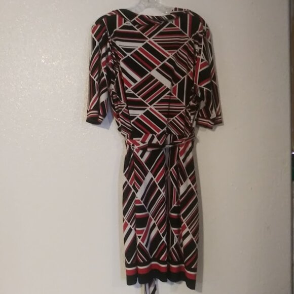 Studio One New York women's size XL red, white and black diamond dress - Picture 4 of 16